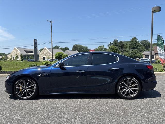 Photo of 2022 Blue Maserati Ghibli