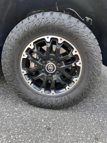 Photo of 2022 White Toyota Tundra