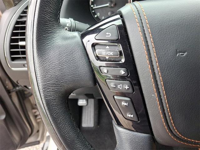 Photo of 2023 Champagne Quartz INFINITI QX80