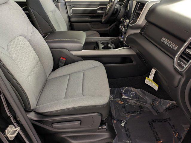 Photo of 2025 Diamond Black Crystal Pearlcoat RAM 1500