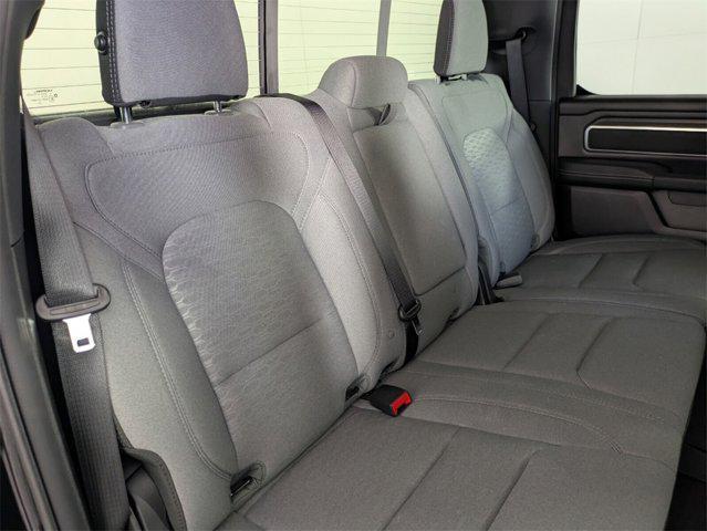 Photo of 2025 Diamond Black Crystal Pearlcoat RAM 1500