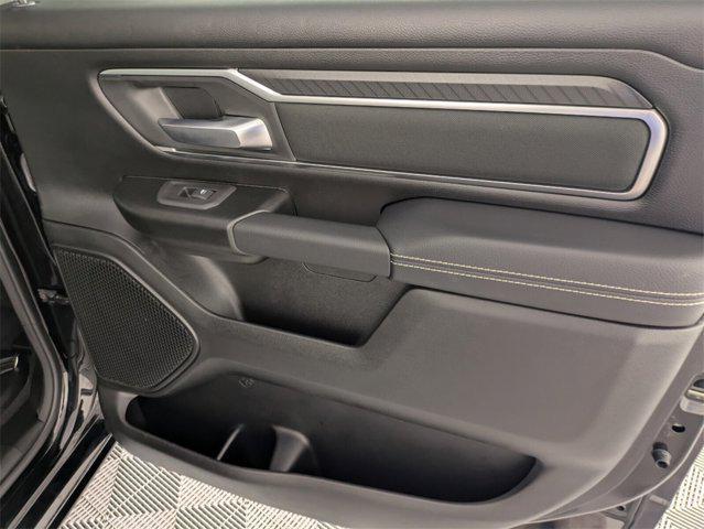 Photo of 2025 Diamond Black Crystal Pearlcoat RAM 1500