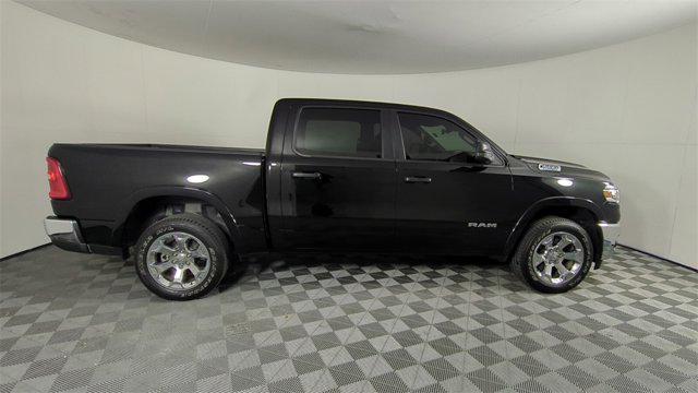 Photo of 2025 Diamond Black Crystal Pearlcoat RAM 1500