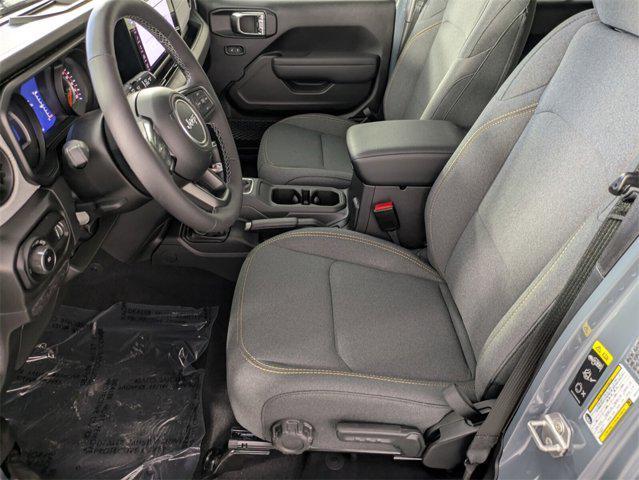 Photo of 2025 Anvil Clearcoat Jeep Wrangler