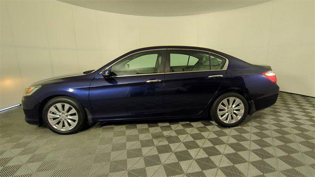 Photo of 2015 Still Night Pearl Honda Accord