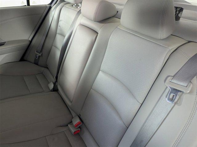 Photo of 2015 Still Night Pearl Honda Accord