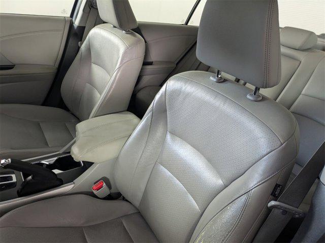 Photo of 2015 Still Night Pearl Honda Accord