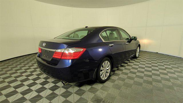 Photo of 2015 Still Night Pearl Honda Accord