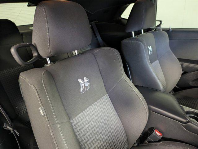 Photo of 2020 Pitch Black Clearcoat Dodge Challenger