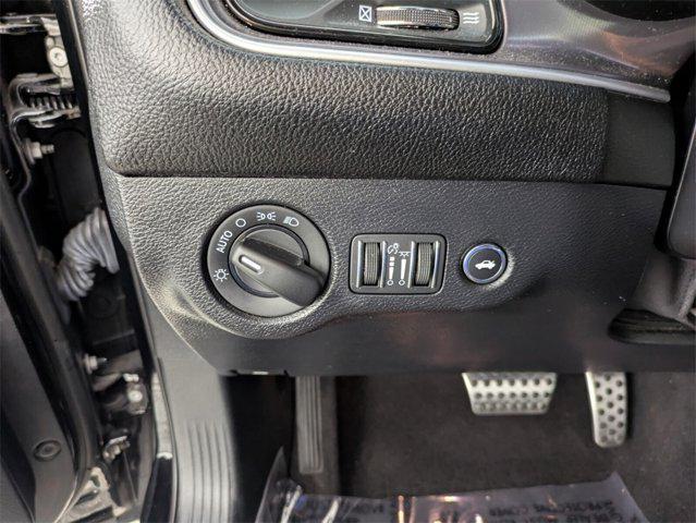 Photo of 2020 Pitch Black Clearcoat Dodge Challenger