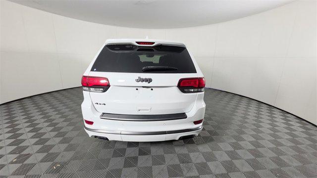 Photo of 2019 Bright White Clearcoat Jeep Grand Cherokee