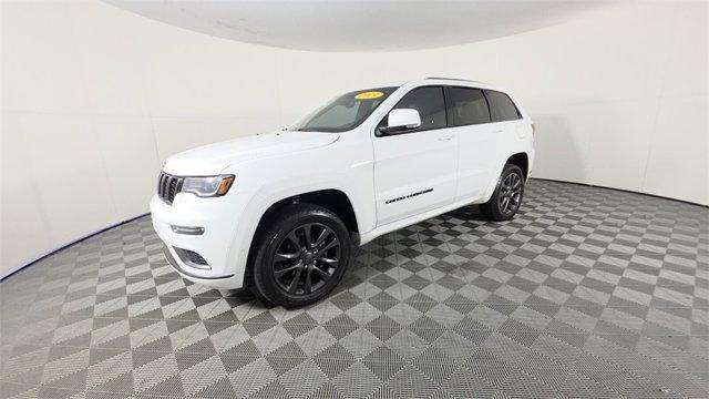 Photo of 2019 Bright White Clearcoat Jeep Grand Cherokee