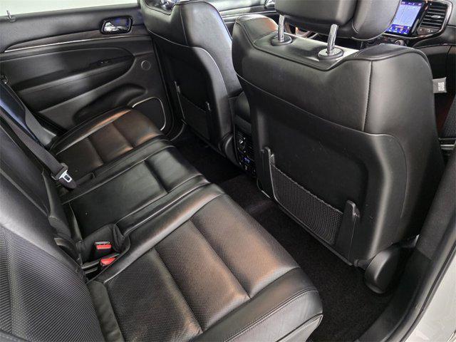 Photo of 2019 Bright White Clearcoat Jeep Grand Cherokee
