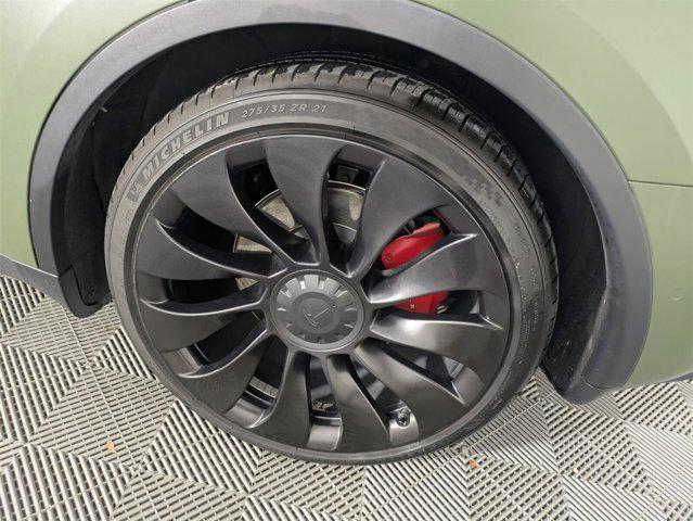 Photo of 2021 Matte Green Tesla Model Y
