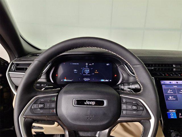 Photo of 2024 Rocky Mountain Pearlcoat Jeep Grand Cherokee