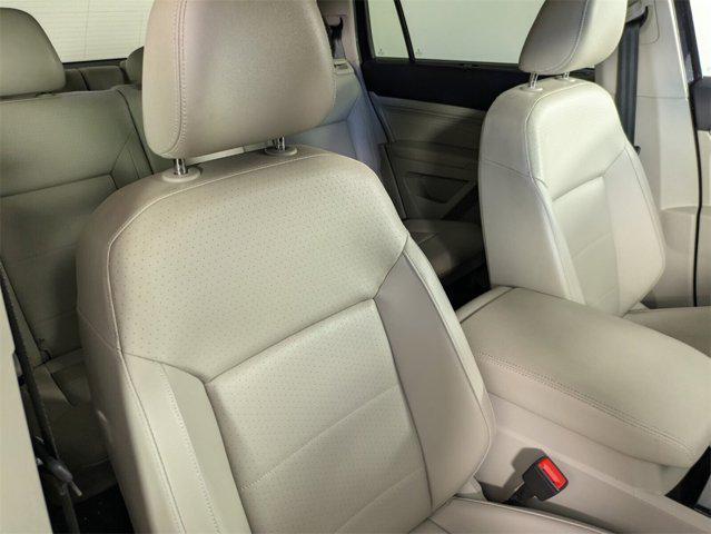 Photo of 2023 Deep Black Pearl Volkswagen Atlas