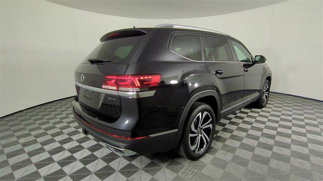 Photo of 2023 Deep Black Pearl Volkswagen Atlas