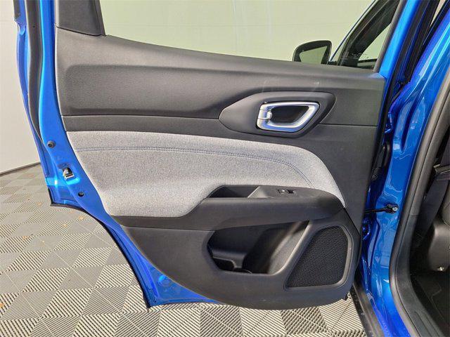 Photo of 2025 Hydro Blue Pearlcoat Jeep Compass