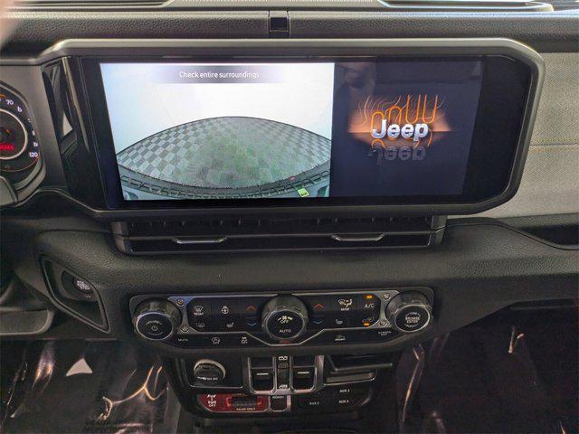Photo of 2025 Black Clearcoat Jeep Wrangler