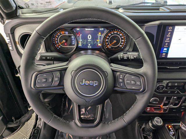 Photo of 2025 Black Clearcoat Jeep Wrangler