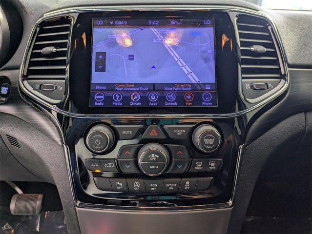 Photo of 2019 Sting-Gray Clearcoat Jeep Grand Cherokee
