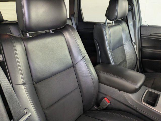 Photo of 2019 Sting-Gray Clearcoat Jeep Grand Cherokee