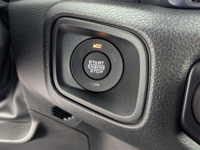 Photo of 2025 Bright White Clearcoat Jeep Wrangler