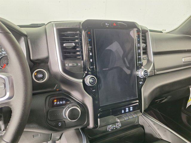 Photo of 2025 Bright White Clearcoat RAM 1500