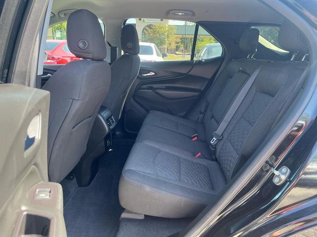 Photo of 2019 Mosaic Black Metallic Chevrolet Equinox