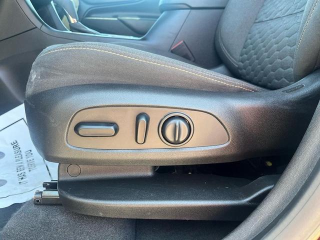 Photo of 2019 Mosaic Black Metallic Chevrolet Equinox