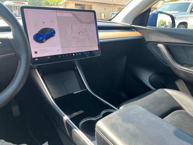 Photo of 2021 Deep Blue Metallic Tesla Model Y