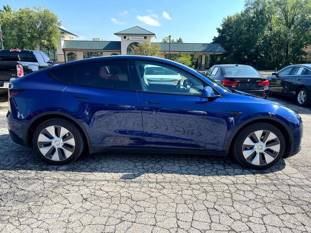 Photo of 2021 Deep Blue Metallic Tesla Model Y