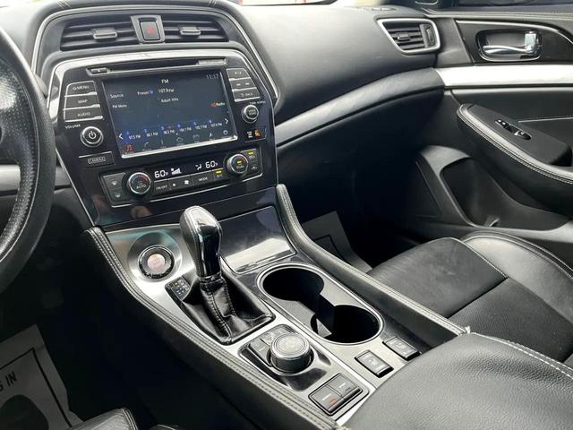 Photo of 2016 BLUE Nissan Maxima