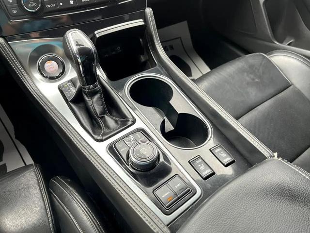 Photo of 2016 BLUE Nissan Maxima