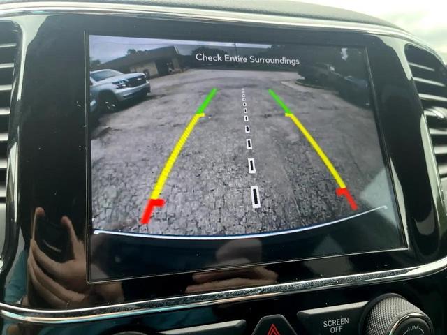 Photo of 2020 Diamond Black Crystal Pearlcoat Jeep Grand Cherokee