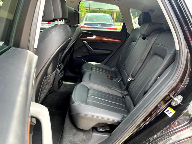 Photo of 2021 BLACK Audi Q5