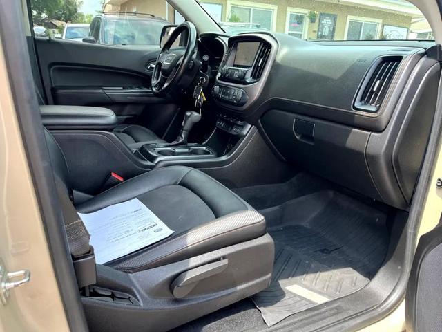 Photo of 2021 TAN GMC Canyon