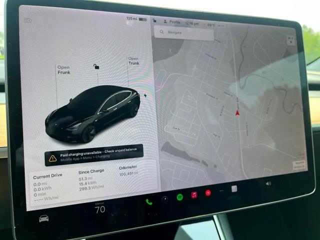 Photo of 2018 BLACK Tesla Model 3