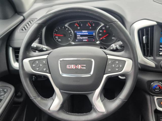 Photo of 2022 Summit White GMC Terrain