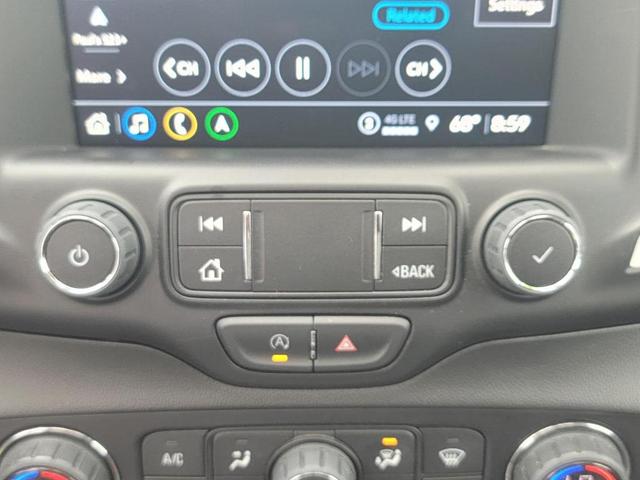 Photo of 2022 Summit White GMC Terrain