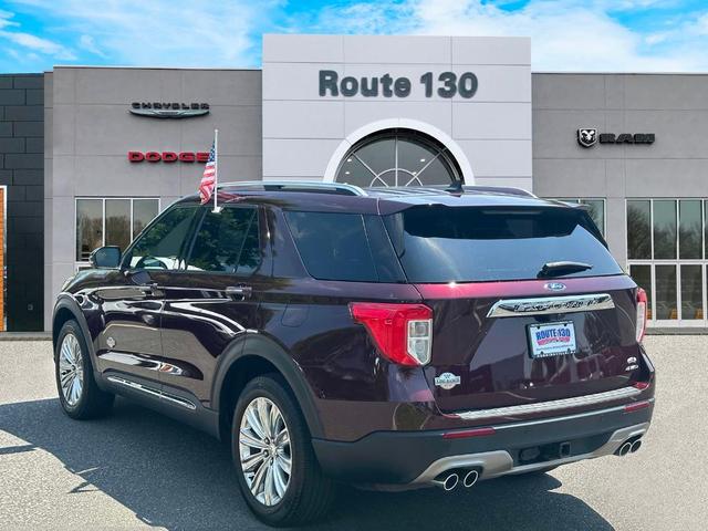 Photo of 2022 Burgundy Velvet Tinted Clearcoat Ford Explorer