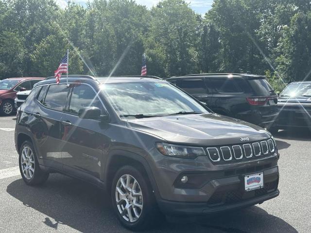 Photo of 2022 Granite Crystal Clearcoat Metallic Jeep Compass