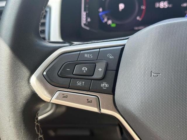 Photo of 2022 Deep Black Pearl Effect Volkswagen Atlas