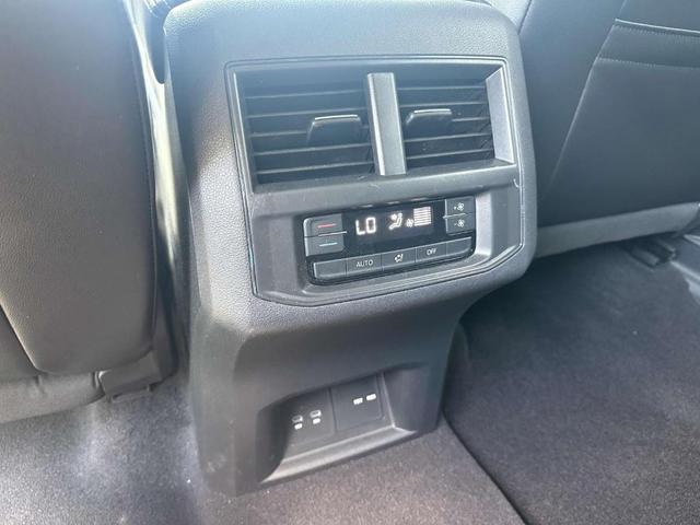 Photo of 2022 Deep Black Pearl Effect Volkswagen Atlas