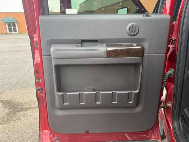Photo of 2015 Ruby Red Metallic Ford F-250