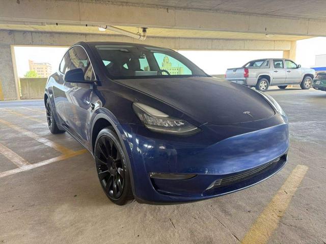 Photo of 2021 Deep Blue Metallic Tesla Model Y