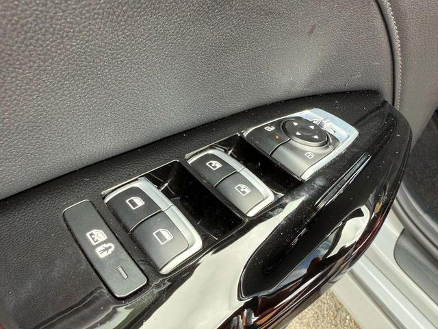 Photo of 2025 Wolf Gray Kia K5
