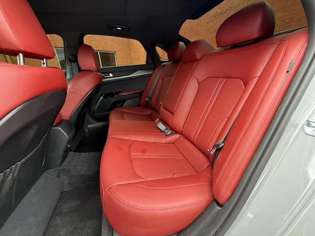 Photo of 2025 Wolf Gray Kia K5