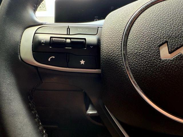 Photo of 2025 Wolf Gray Kia K5