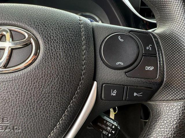 Photo of 2019 Blizzard Pearl Toyota Corolla